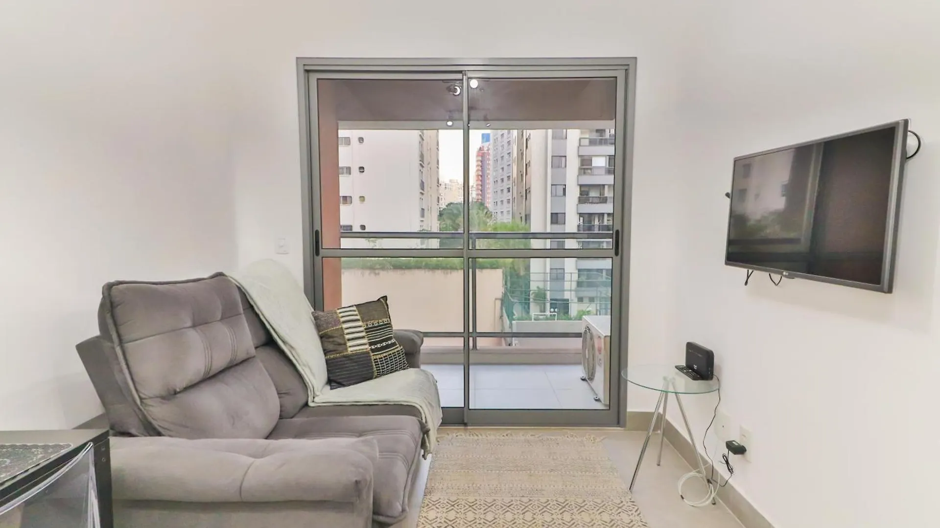 046 - Rentaqui Apartamento Park Side Jardim Sao Paulo Apartment